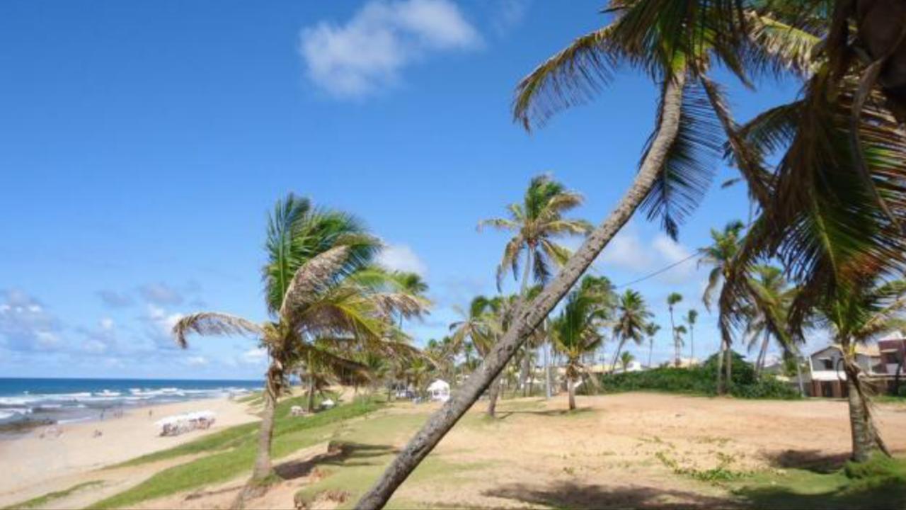 Chale 09 - Mamelucos Em Frente A Praia De Ipitanga Salvador Bahia Eksteriør billede
